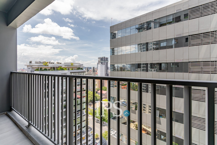 Duplex 3 Bedroom Serviced Apartment For Rent - Boeung Kak 1, Phnom Penh