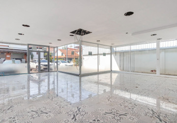 480 Sqm Commercial Space  For Rent -  Slor Kram, Siem Reap thumbnail