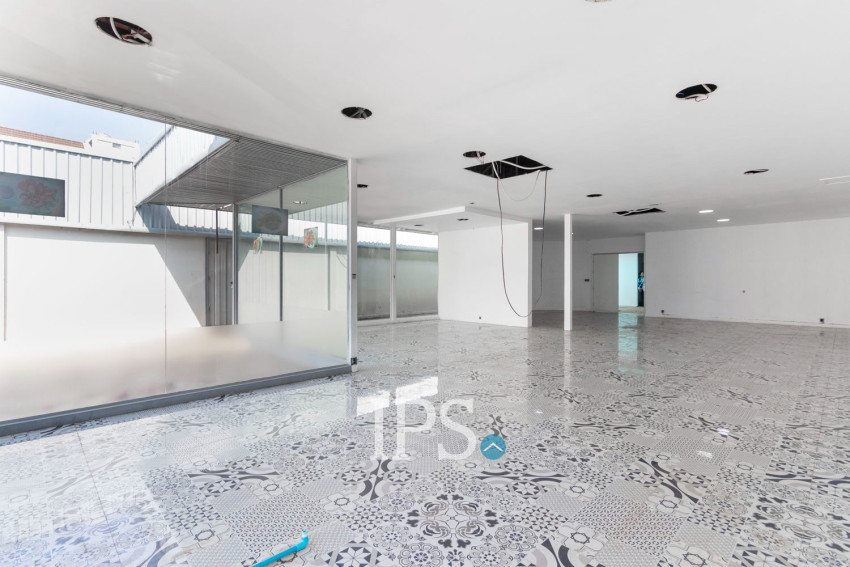 480 Sqm Commercial Space  For Rent -  Slor Kram, Siem Reap