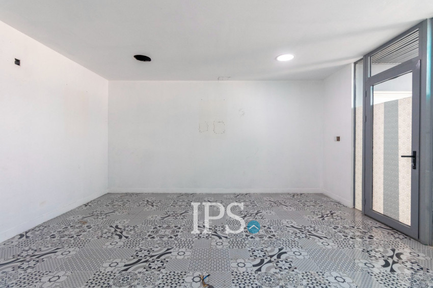 480 Sqm Commercial Space  For Rent -  Slor Kram, Siem Reap