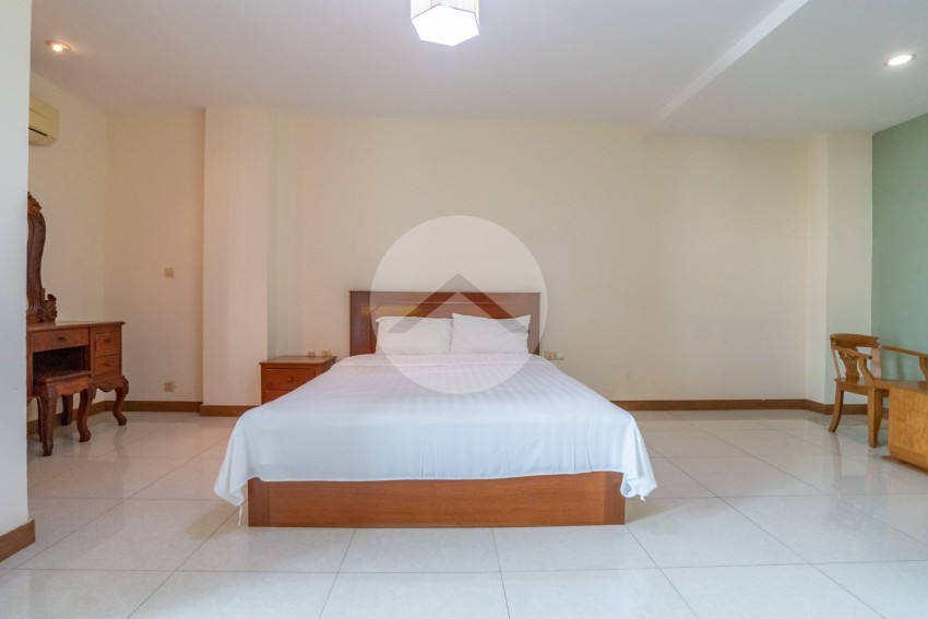 3 Bedroom Serviced Apartment For Rent - Toul Kork, Phnom Penh
