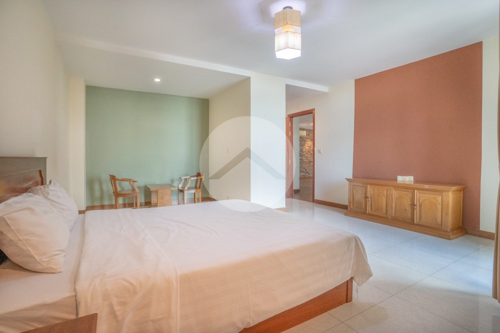3 Bedroom Serviced Apartment For Rent - Boeung Kak 2, Phnom Penh - Image 12