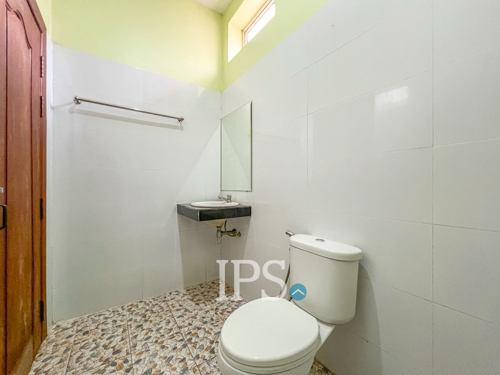 1 Bedroom Apartment For Rent - Svay Dangkum, Siem Reap - Image 10