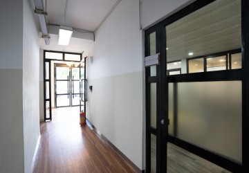 45 Sqm Office Space For Rent - Toul Svay Prey 1, Chamkarmorn, Phnom Penh thumbnail