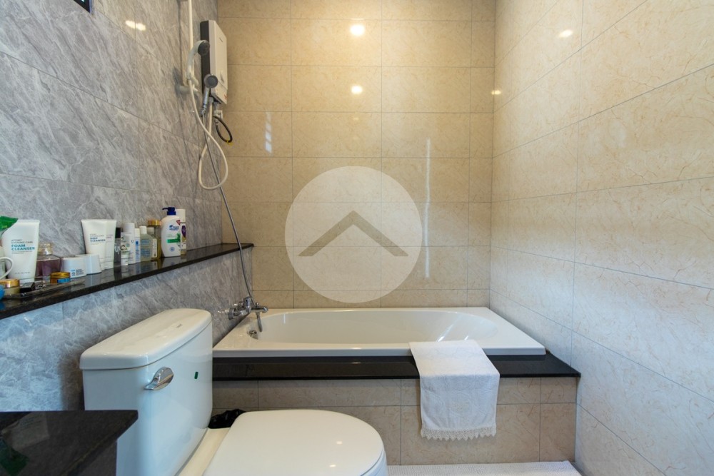 3 Bedroom Villa For Rent - Svay Thom, Siem Reap - Image 22