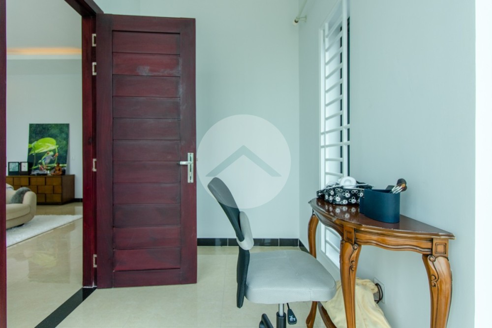3 Bedroom Villa For Rent - Svay Thom, Siem Reap - Image 19
