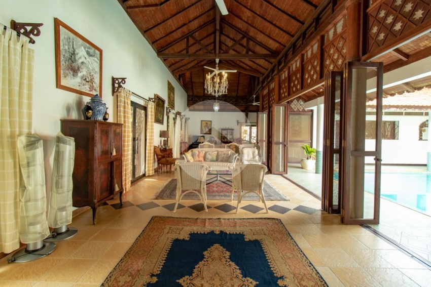 7 Bedroom Luxury Estate For Sale - Svay Dangkum, Siem Reap