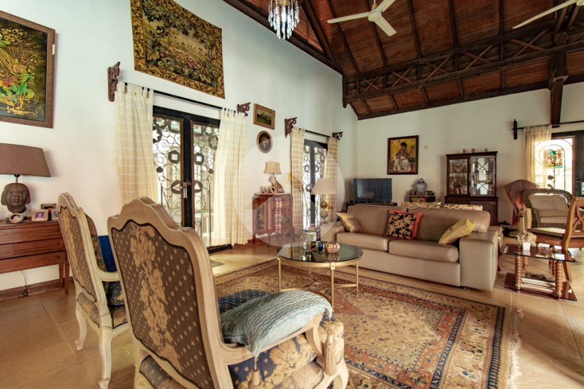 7 Bedroom Luxury Estate For Sale - Svay Dangkum, Siem Reap