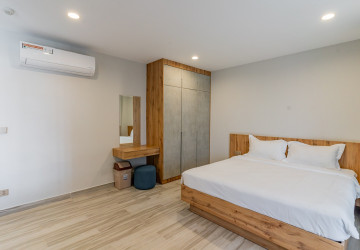 40 Sqm Studio Apartment For Rent - Boeung Kak 2, Phnom Penh thumbnail