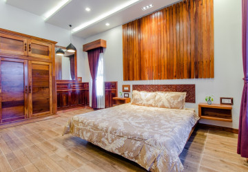 7 Bedroom Commercial Villa  For Rent - Sala Kamreuk, Siem Reap thumbnail