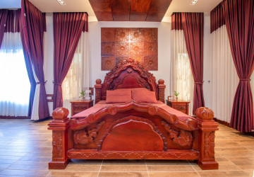 7 Bedroom Commercial Villa  For Rent - Sala Kamreuk, Siem Reap thumbnail