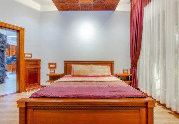 7 Bedroom Commercial Villa  For Rent - Sala Kamreuk, Siem Reap thumbnail
