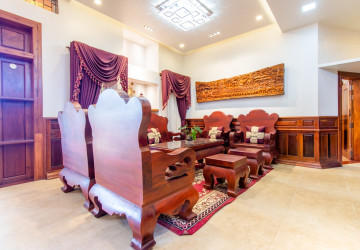 7 Bedroom Commercial Villa  For Rent - Sala Kamreuk, Siem Reap thumbnail