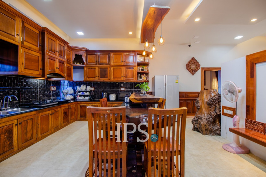 7 Bedroom Commercial Villa For Rent - Sala Kamreuk, Siem Reap