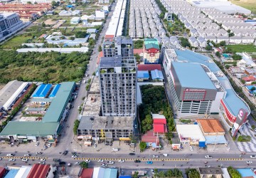 18th Floor 3 Bedroom Penthouse With Private Garden For Sale - Urban Loft, Phnom Penh thumbnail