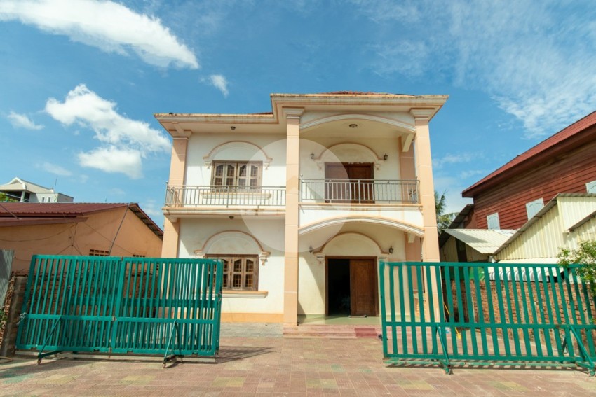 8 Bedroom House For Rent - Svay Dangkum, Siem Reap