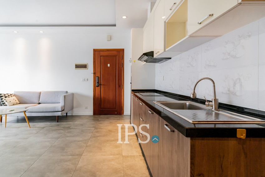 2 Bedroom Serviced Apartment For Rent - Beoung Raing, Phnom Penh