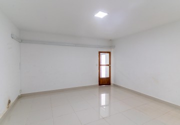 180 Sqm Retail Space For Rent - Beoung Raing, Phnom Penh thumbnail