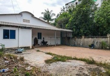 1205 Sqm Land For Sale - Sala Kamreuk, Siem Reap thumbnail