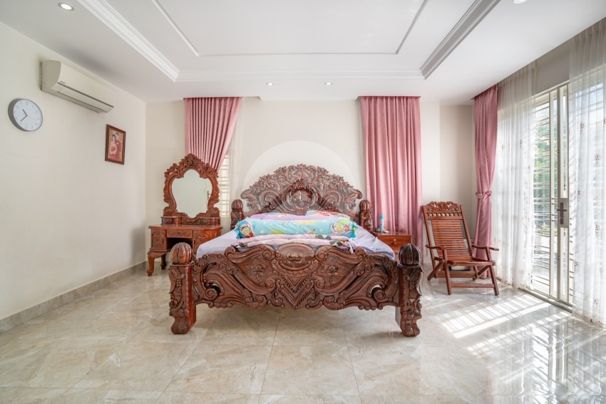 4 Bedroom Twin Villa For Rent - Borey Highland City, Sen Sok, Phnom Penh