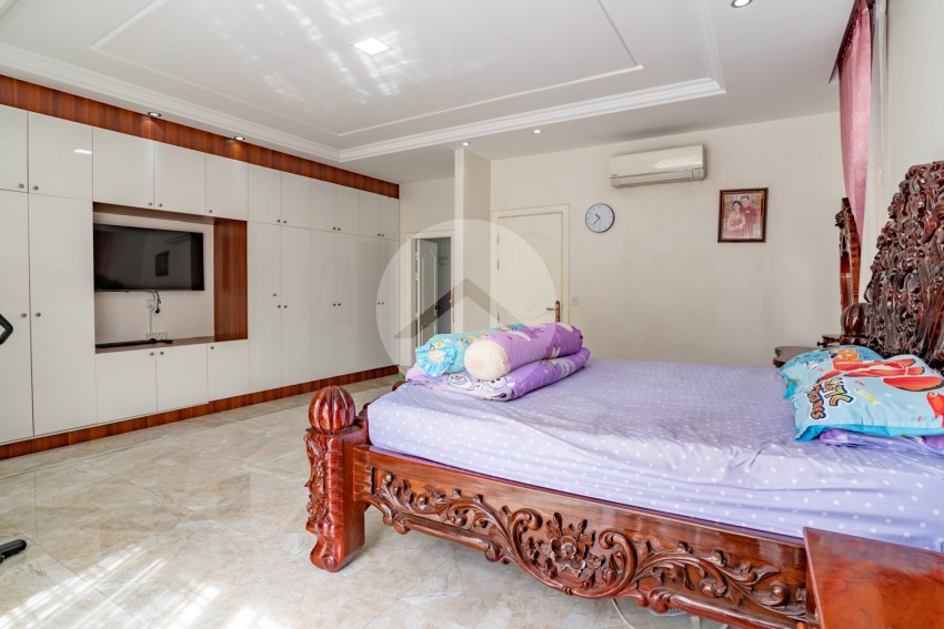 4 Bedroom Twin Villa For Rent - Borey Highland City, Sen Sok, Phnom Penh