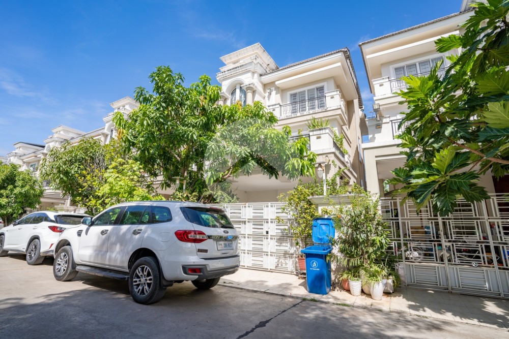 4 Bedroom Twin Villa For Rent - Borey Highland City, Sen Sok, Phnom Penh - Image 29 4 Bedroom Twin Villa For Rent - Borey Highland City, Sen Sok, Phnom Penh - Image 29