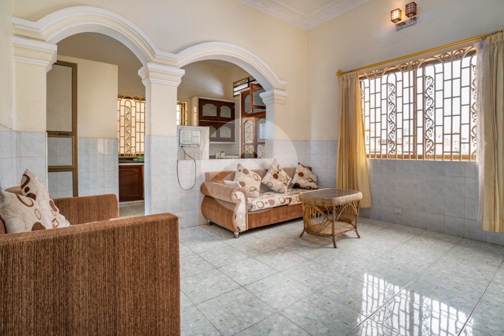 2 Bedroom Apartment For Rent - 7 Makara, Phnom Penh - Image 3