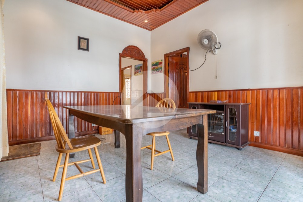 2 Bedroom Apartment For Rent - 7 Makara, Phnom Penh - Image 6