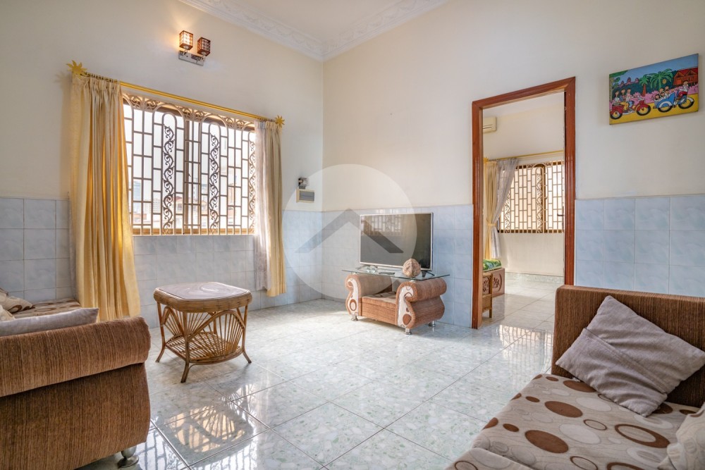 2 Bedroom Apartment For Rent - 7 Makara, Phnom Penh - Image 9