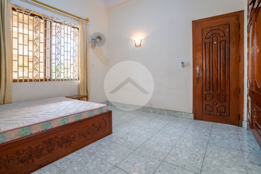 2 Bedroom Apartment For Rent - 7 Makara, Phnom Penh