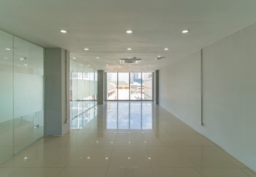 112 Sqm Office Space For Rent - Srah Chork, Phnom Penh thumbnail