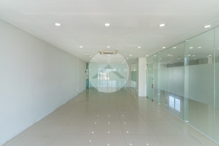 112 Sqm Office Space For Rent - Srah Chork, Phnom Penh