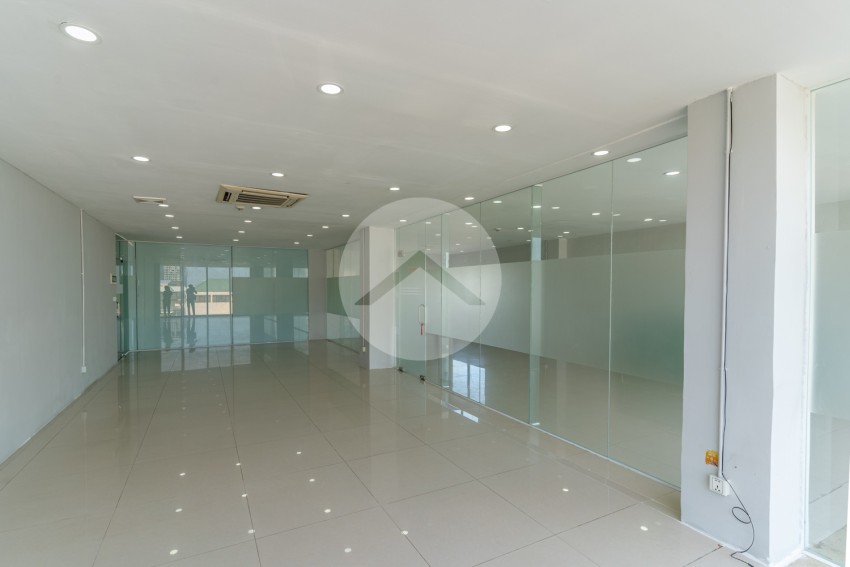 112 Sqm Office Space For Rent - Srah Chork, Phnom Penh