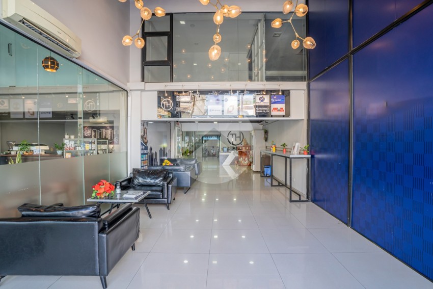 180 Sqm Retail Space For Rent - Srah Chork, Phnom Penh