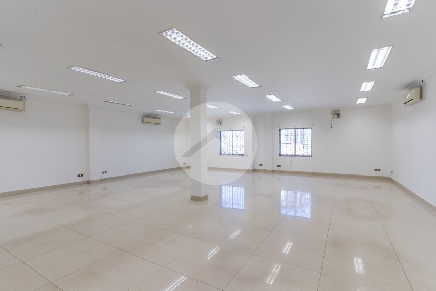 356 Sqm Office Space For Rent - Srah Chork, Phnom Penh