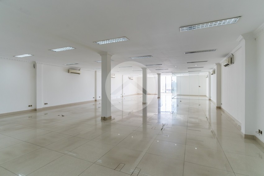 356 Sqm Office Space For Rent - Srah Chork, Phnom Penh