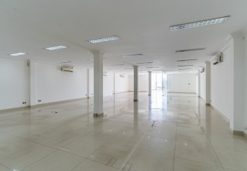 356 Sqm Office Space For Rent - Srah Chork, Phnom Penh thumbnail