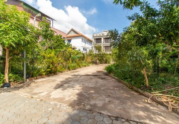 7 Bedroom Villa For Sale - Svay Dangkum, Siem Reap thumbnail