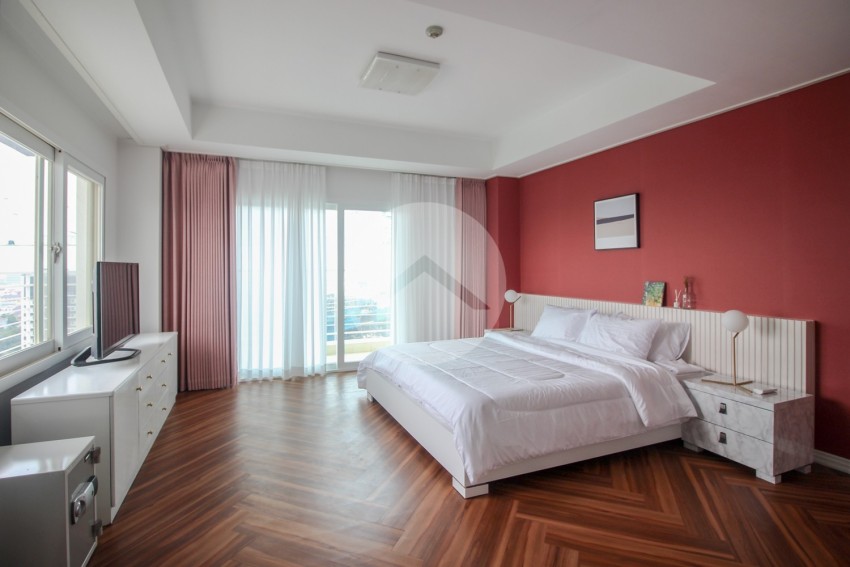 16th Floor 3 Bedroom Condo For Sale - Noblesse Residences, Toul Kork, Phnom Penh