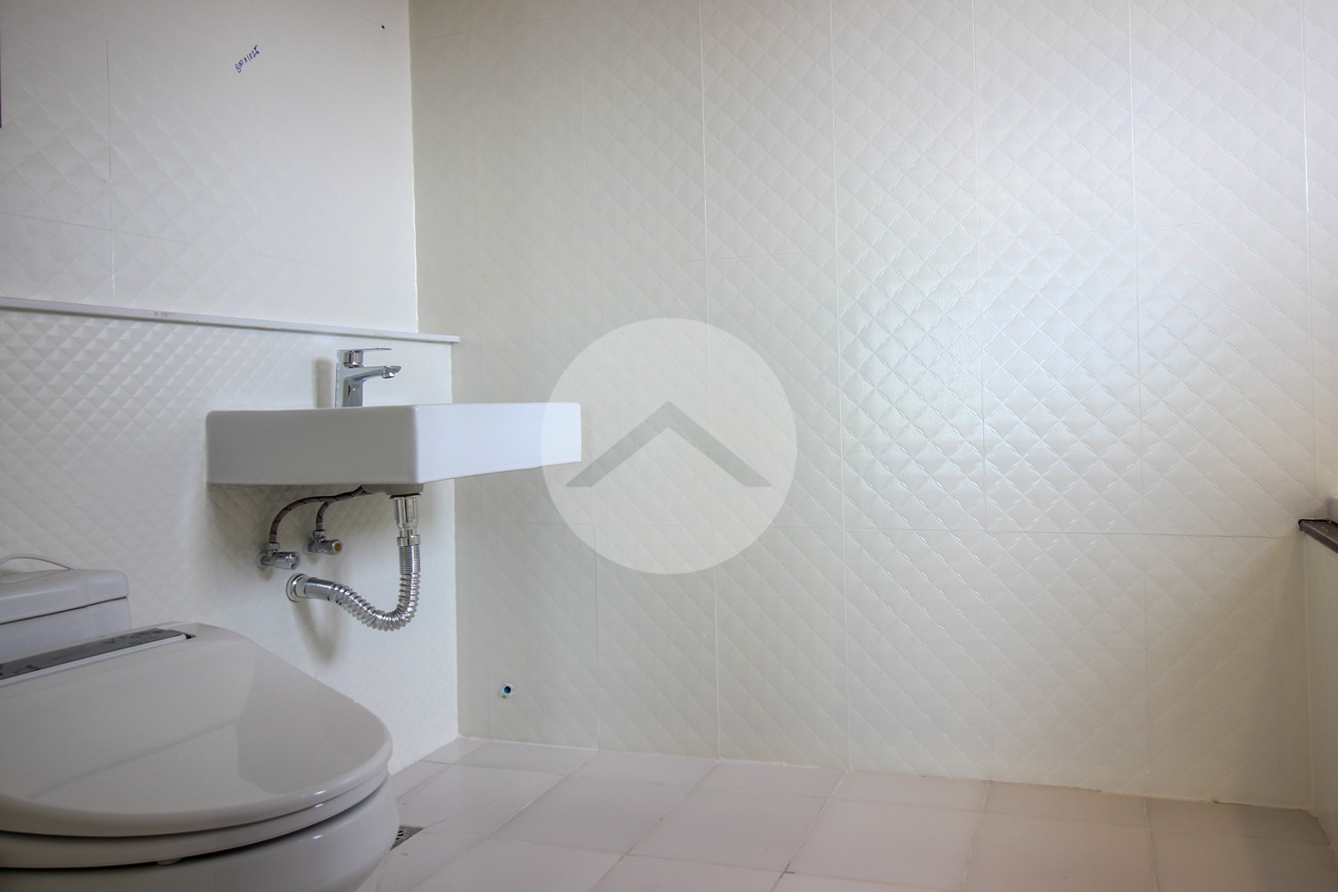 16th Floor 4 Bedroom Condo For Sale - Noblesse Residences, Boeung Kak 1, Phnom Penh - Image 8 16th Floor 4 Bedroom Condo For Sale - Noblesse Residences, Boeung Kak 1, Phnom Penh - Image 8