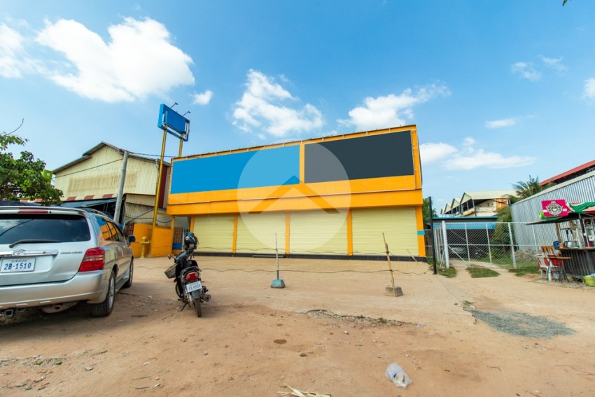 288 Sqm Commercial Space For Rent - Slor Kram, Siem Reap