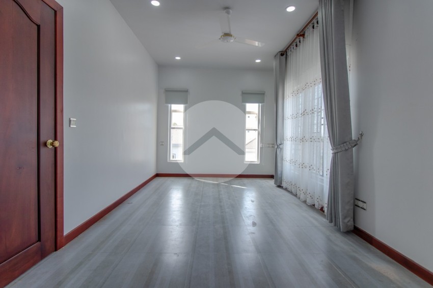 5 Bedroom House For Rent - Svay Dangkum, Siem Reap