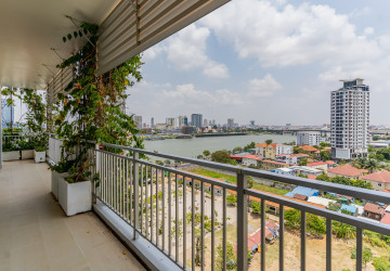 4 Bedroom Serviced Apartment For Rent - Chroy Changvar, Phnom Penh thumbnail