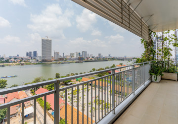 4 Bedroom Serviced Apartment For Rent - Chroy Changvar, Phnom Penh thumbnail
