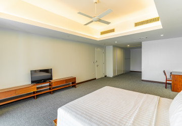 4 Bedroom Serviced Apartment For Rent - Chroy Changvar, Phnom Penh thumbnail