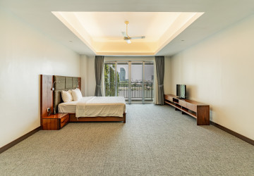 4 Bedroom Serviced Apartment For Rent - Chroy Changvar, Phnom Penh thumbnail