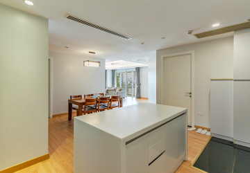 4 Bedroom Serviced Apartment For Rent - Chroy Changvar, Phnom Penh thumbnail