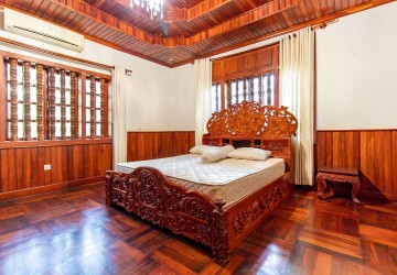 16 Bedroom Hotel For Rent - Kouk Chack, Siem Reap thumbnail