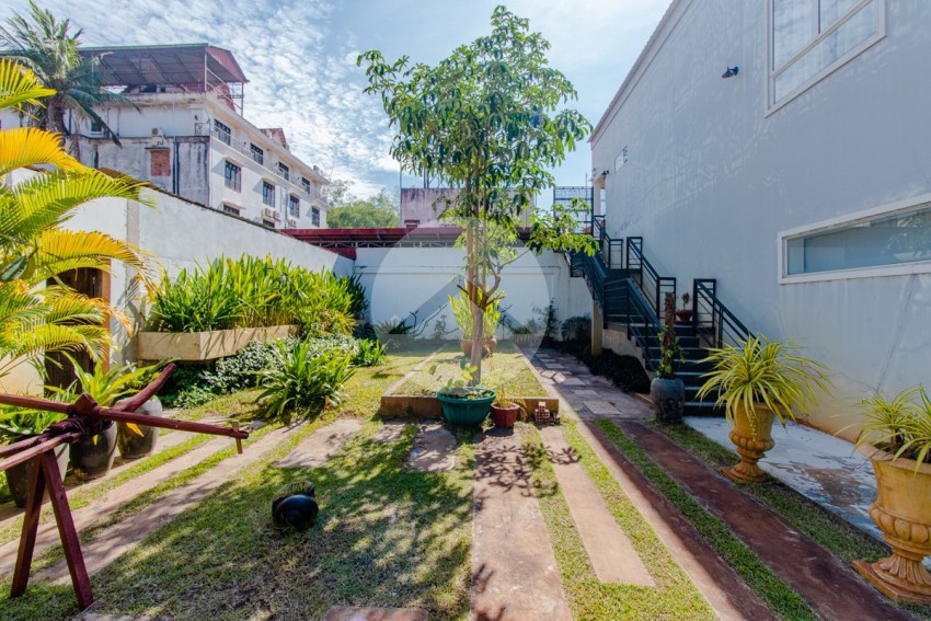 44 Bedroom Hotel For Rent - Slor Kram, Siem Reap