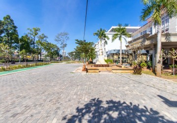 44 Bedroom Hotel For Rent - Slor Kram, Siem Reap thumbnail